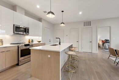 85 Myrtle St unit 206, Quincy, MA 02171 - photo 6