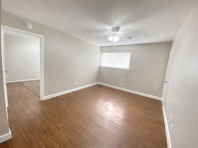 1141 N Durham Dr unit 12, Houston, TX 77008 - photo 3