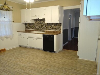 13 8th Ave, North Tonawanda, NY 14120 - photo 5