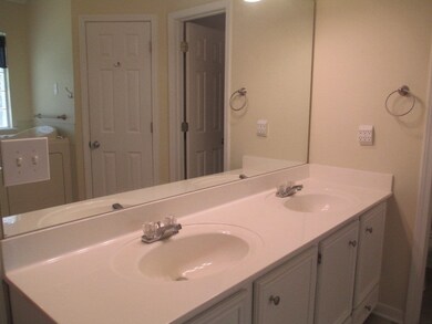 929 Eagles Nest Dr, Byram, MS 39272 - photo 7