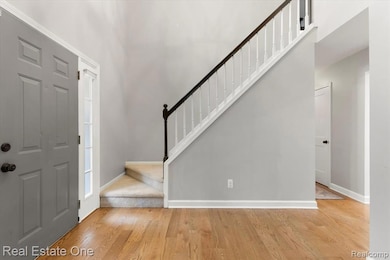 1568 Grandview Dr, Rochester Hills, MI 48306 - photo 7