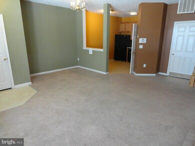 8222 Barrington Ct unit 19, Severn, MD 21144 - photo 2