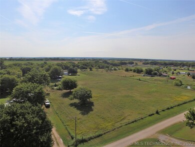 2455 N 186 Rd, Mounds, OK 74047 - photo 3
