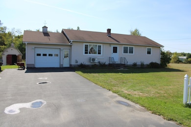 130 Exeter Rd, Corinth, ME 04427 - photo 2