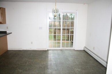 459 E River St, Orange, MA 01364 - photo 4