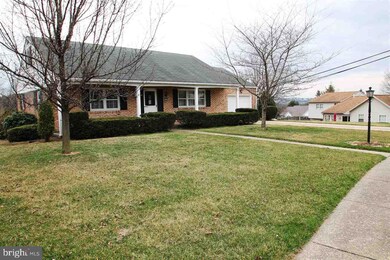 203 Stafford Ave, Harrisburg, PA 17111 - photo 3