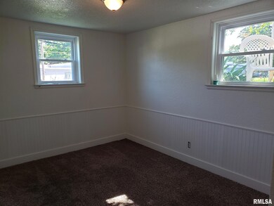 1807 Esplanade Ave, Davenport, IA 52803 - photo 7
