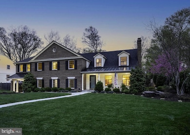 902 Emerald Dr, Alexandria, VA 22308 - photo 6