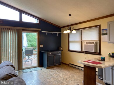 75 Givens Ln, Berkeley Springs, WV 25411 - photo 4