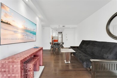 Oceanside Plaza unit 8P, Miami Beach, FL 33140 - photo 3