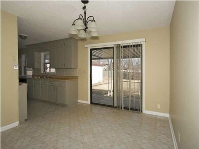 Dining Room with sliding Door to Patio