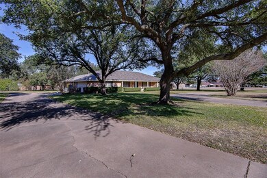 1116 W Westhill Dr, Cleburne, TX 76033 - photo 5