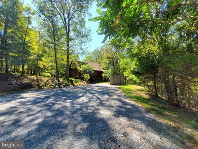 84 Berks Ct, Berkeley Springs, WV 25411 - photo 4