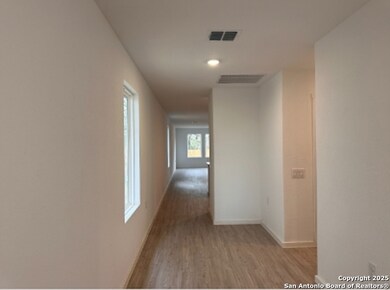 10727 Vesta Curve, San Antonio, TX 78224 - photo 5