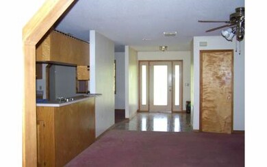 142 NW Pompano Ct, Lake City, FL 32055 - photo 2