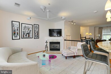 721 Massey Ln unit B, Alexandria, VA 22314 - photo 4