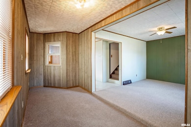 837 14th Ave S, Clinton, IA 52732 - photo 4