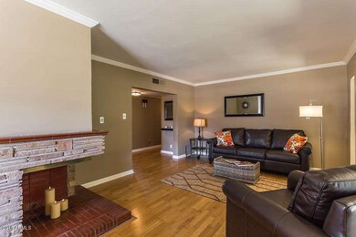 99 W Holly living 1