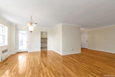 30 Pearsall Ave unit 2F, Glen Cove, NY 11542 - photo 7
