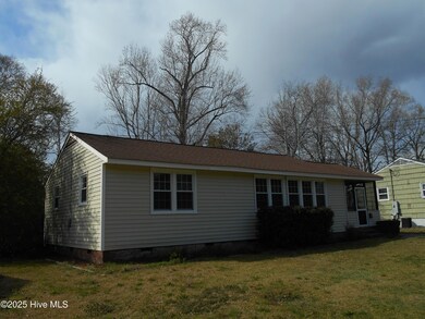 1007 River St, Jacksonville, NC 28540 - photo 2