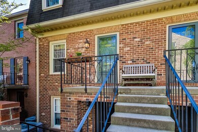 1644 Beekman Place NW unit A, Washington, DC 20009 - photo 2