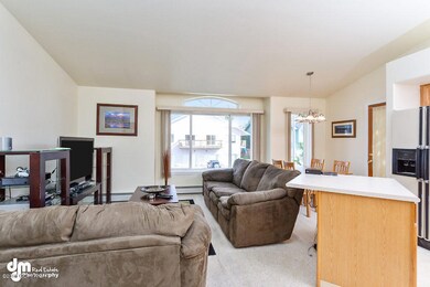 Living Room 0856-SMALL