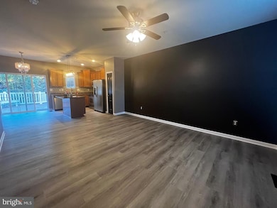 7738 Timbercross Ln, Glen Burnie, MD 21060 - photo 5