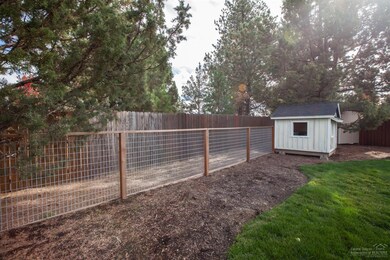 270 SE Soft Tail Dr, Bend, OR 97702 - photo 5