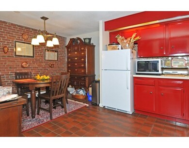 239 Walnut St unit 3, Brookline, MA 02445 - photo 5