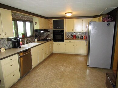 1231 Main Rd, Lehighton, PA 18235 - photo 5