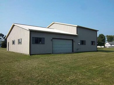 1090 N 700 W, Fountaintown, IN 46130 - photo 2