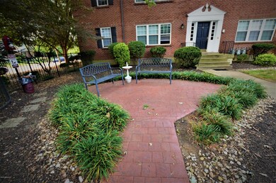 1609 Ellwood Ave unit G2, Louisville, KY 40204 - photo 2