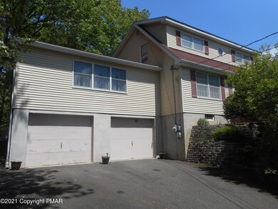 708 Avenue E, Stroudsburg, PA 18360 - photo 2