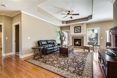 113 Wenonga Cir, Raymore, MO 64083 - photo 4