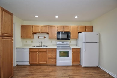 2300 Sylved Ln, Cincinnati, OH 45238 - photo 7