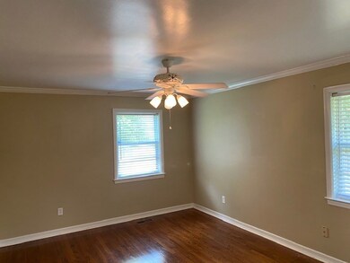 1203 Forest Glen Dr, Albany, GA 31707 - photo 3