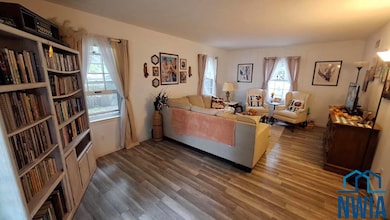 302 Bissell St, Laurens, IA 50554 - photo 6