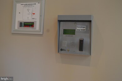 414 Water St unit 1705, Baltimore, MD 21202 - photo 3