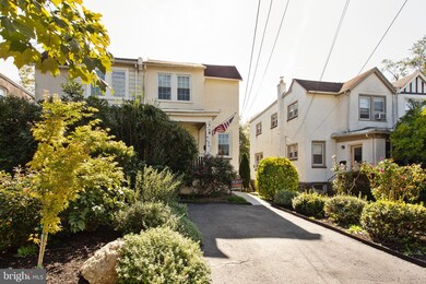 743 Humphreys Rd, Ardmore, PA 19003 - photo 2