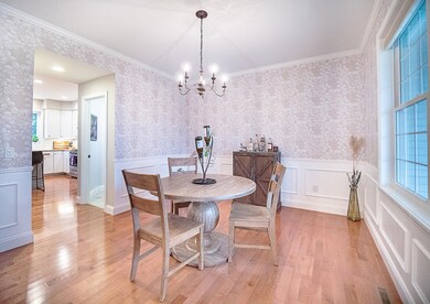 530 Sycamore, Shelburne, VT 05482 - photo 4