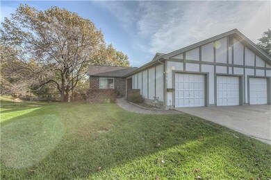 7101 Mastin St, Shawnee, KS 66203 - photo 3