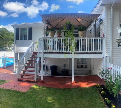 35 Thornton St, Johnston, RI 02919 - photo 2