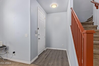 514 N 66th Ln, Phoenix, AZ 85043 - photo 5