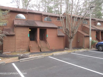 159 Stream Ct, Bushkill, PA 18324 - photo 2