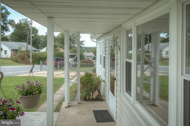 17 Yawmeter Dr, Middle River, MD 21220 - photo 2