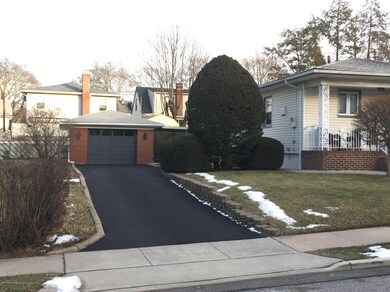 43 Quinlan Ave, Staten Island, NY 10314 - photo 2