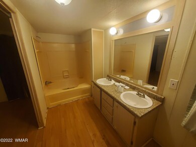 8786 Robbins Dr, Show Low, AZ 85901 - photo 7