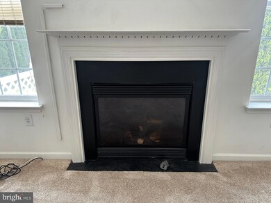 158 Chancellor Dr, Woodbury, NJ 08096 - photo 5