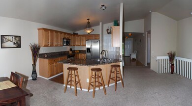 Breakfast bar open concept
