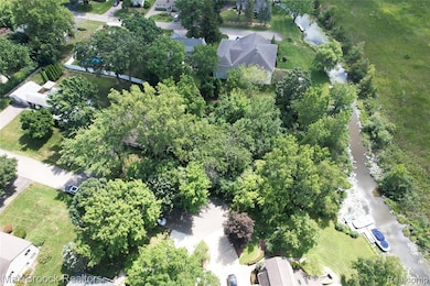 VAC Daron Ln, West Bloomfield Township, MI 48324 - photo 5